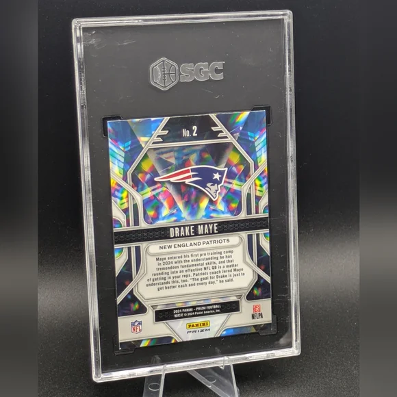 Drake Maye Rookie Card 2024 Green Prizm Prizmatic #2 SP SGC 9.5 Mint Patriots RC - Picture 4 of 4